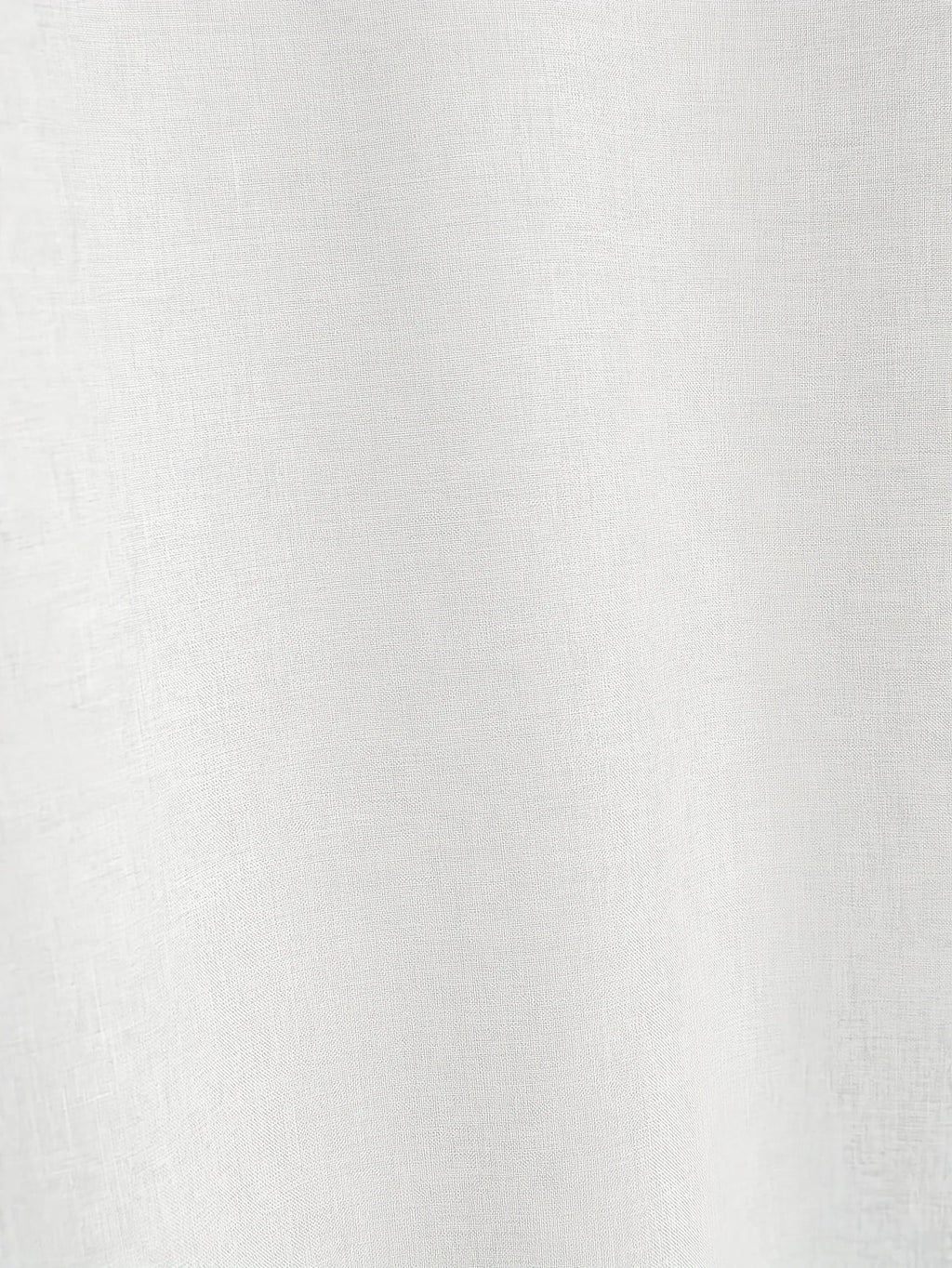 Camisa elegante de manga corta con cuello alto