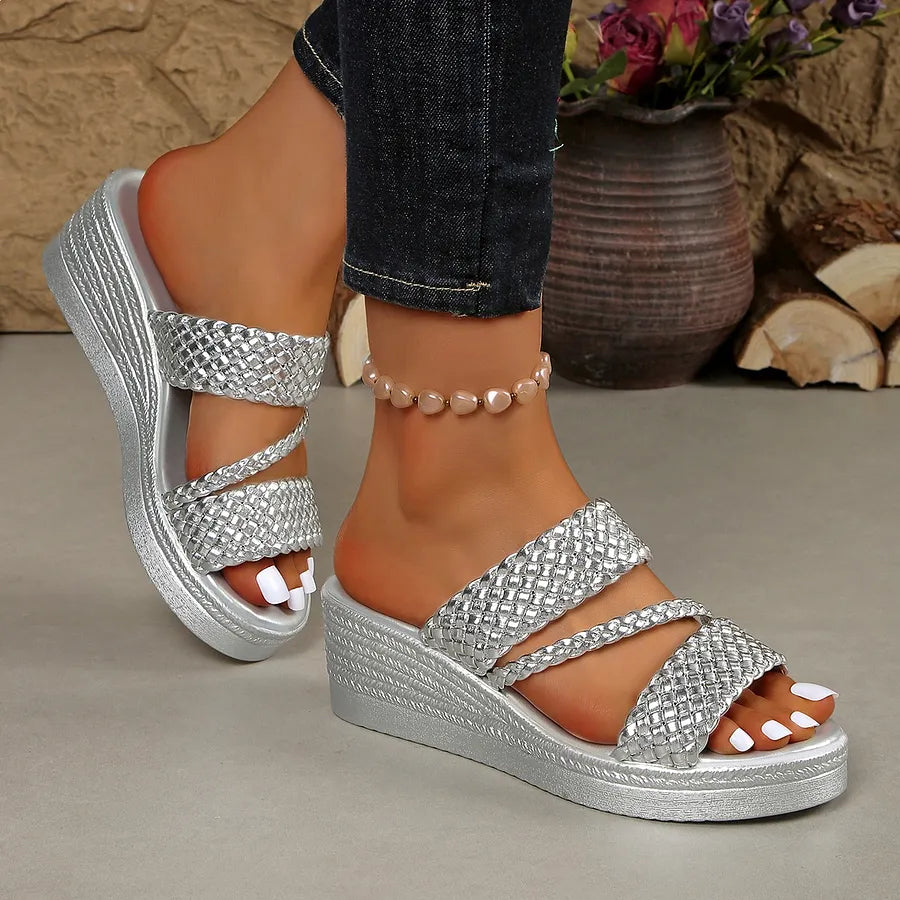 Sandalias cómodas con plataforma
