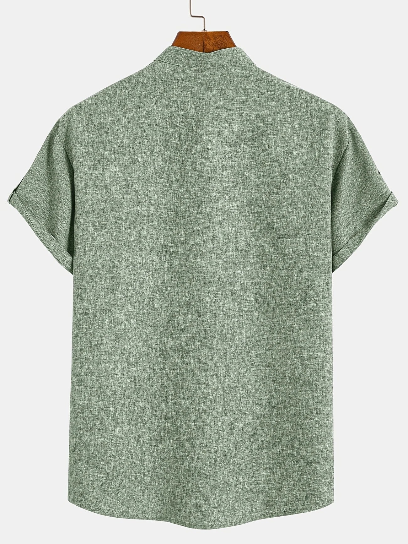 Camisa elegante de manga corta con cuello alto