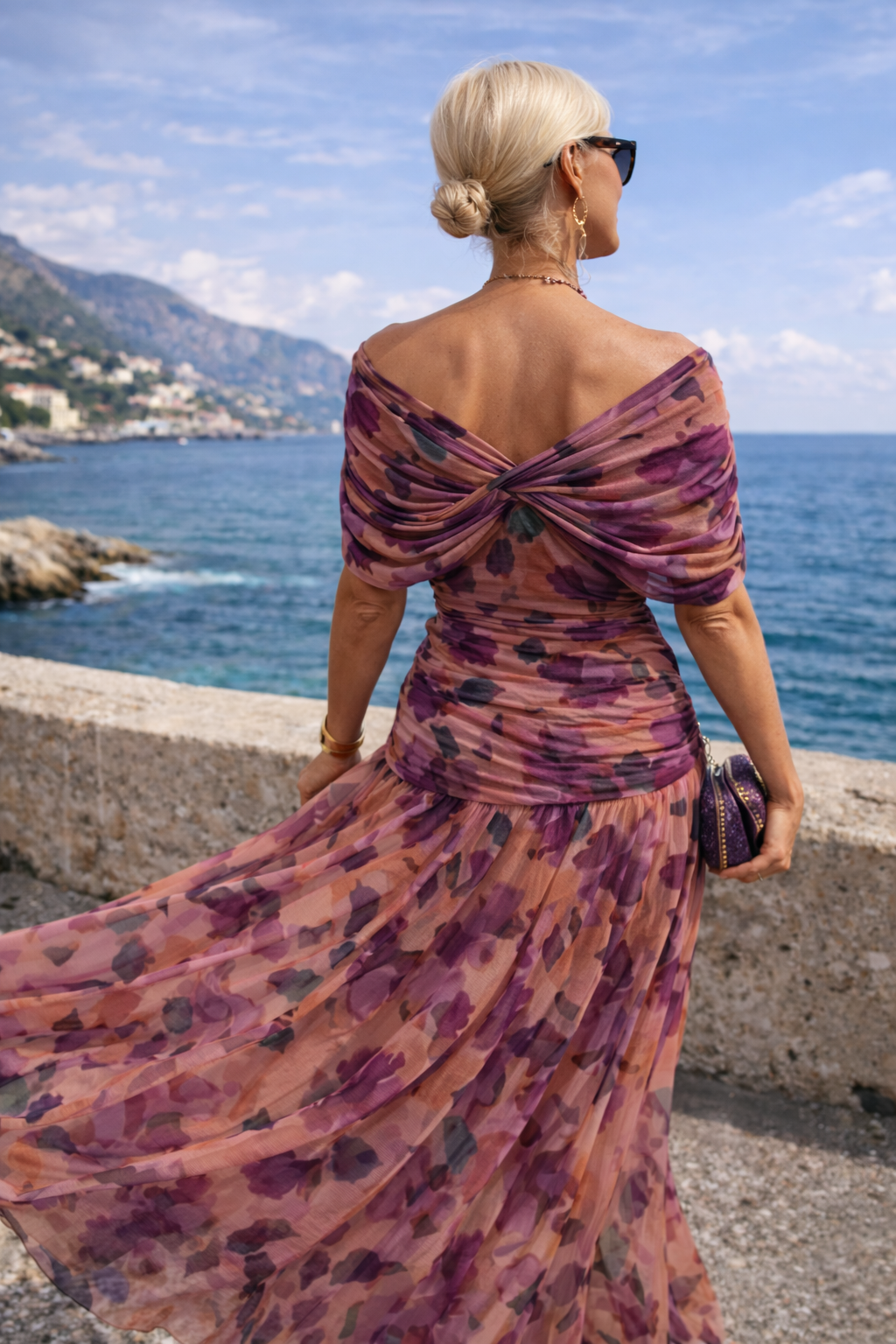 Elegante vestido largo con cuello en V