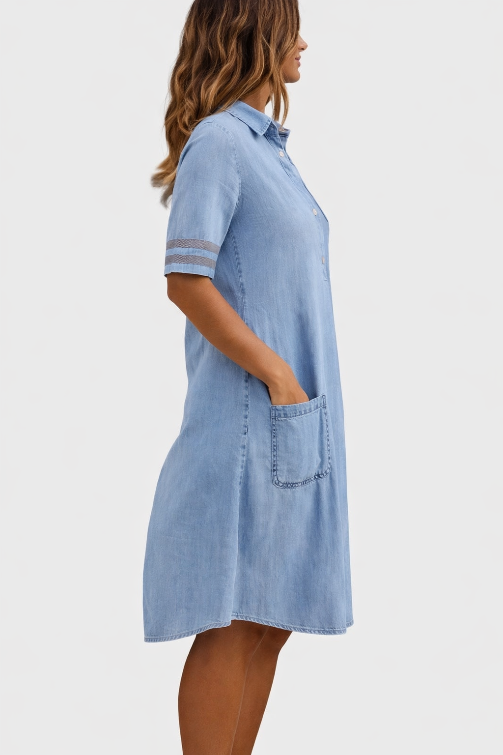 Vestido vaquero que realza la figura