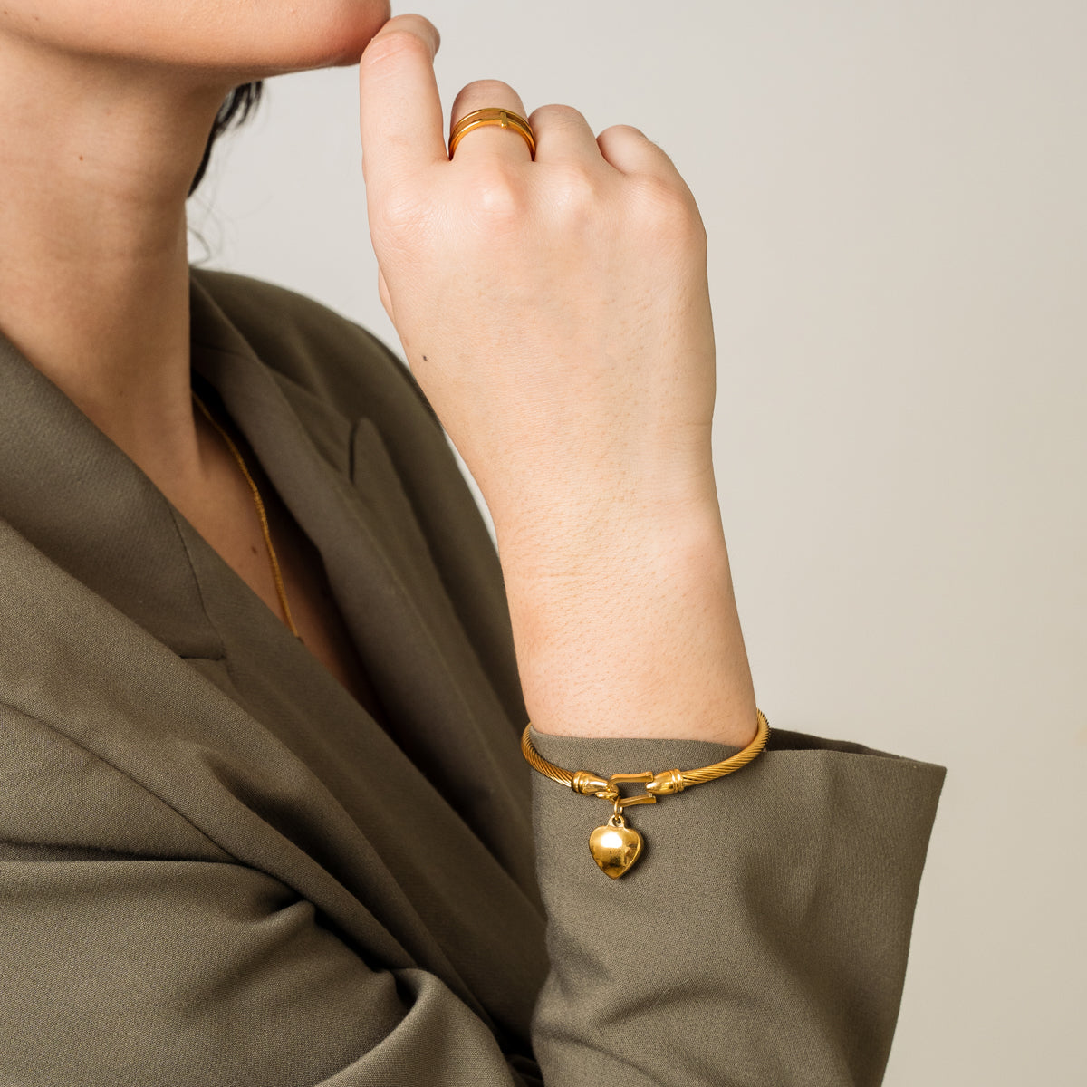 Pulseras con Sutil Elegancia