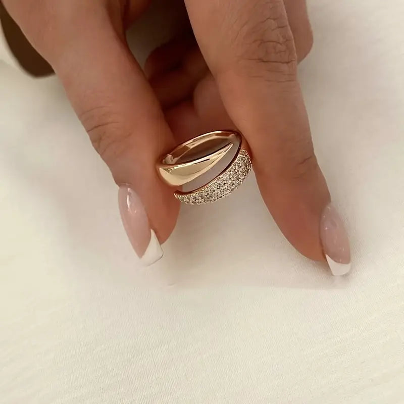 Elegante anillo de oro con piedras brillantes  (1 + 1 GRATIS)