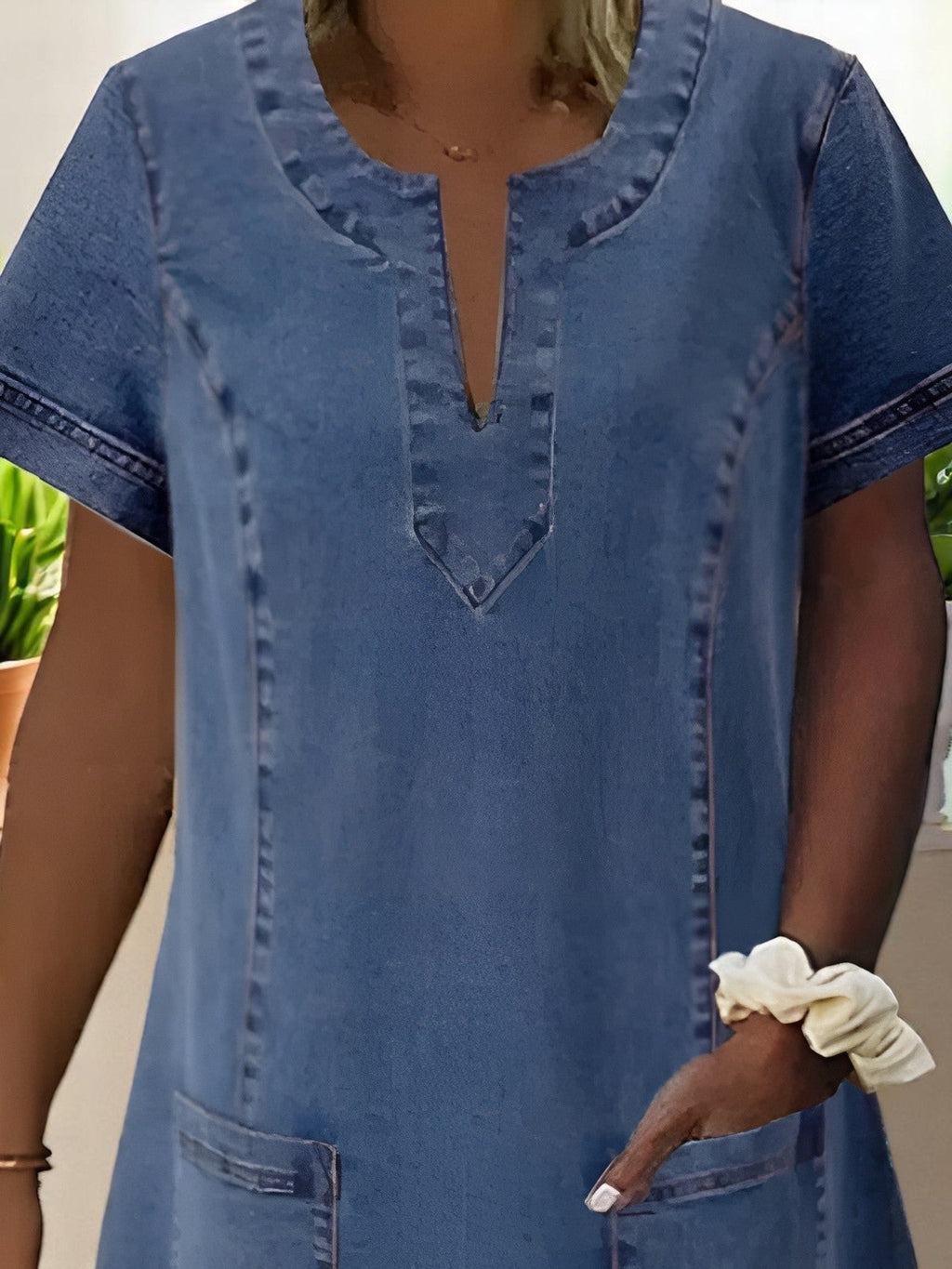 Vestido de denim suave con bolsillos delanteros