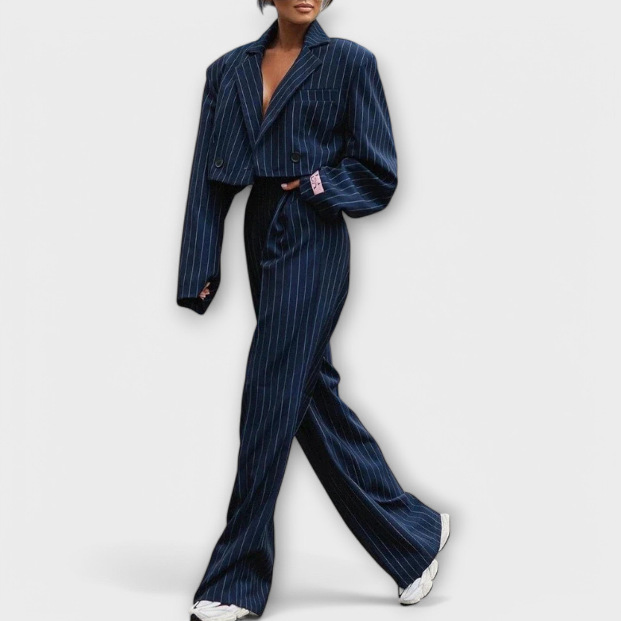 Traje de rayas para dama