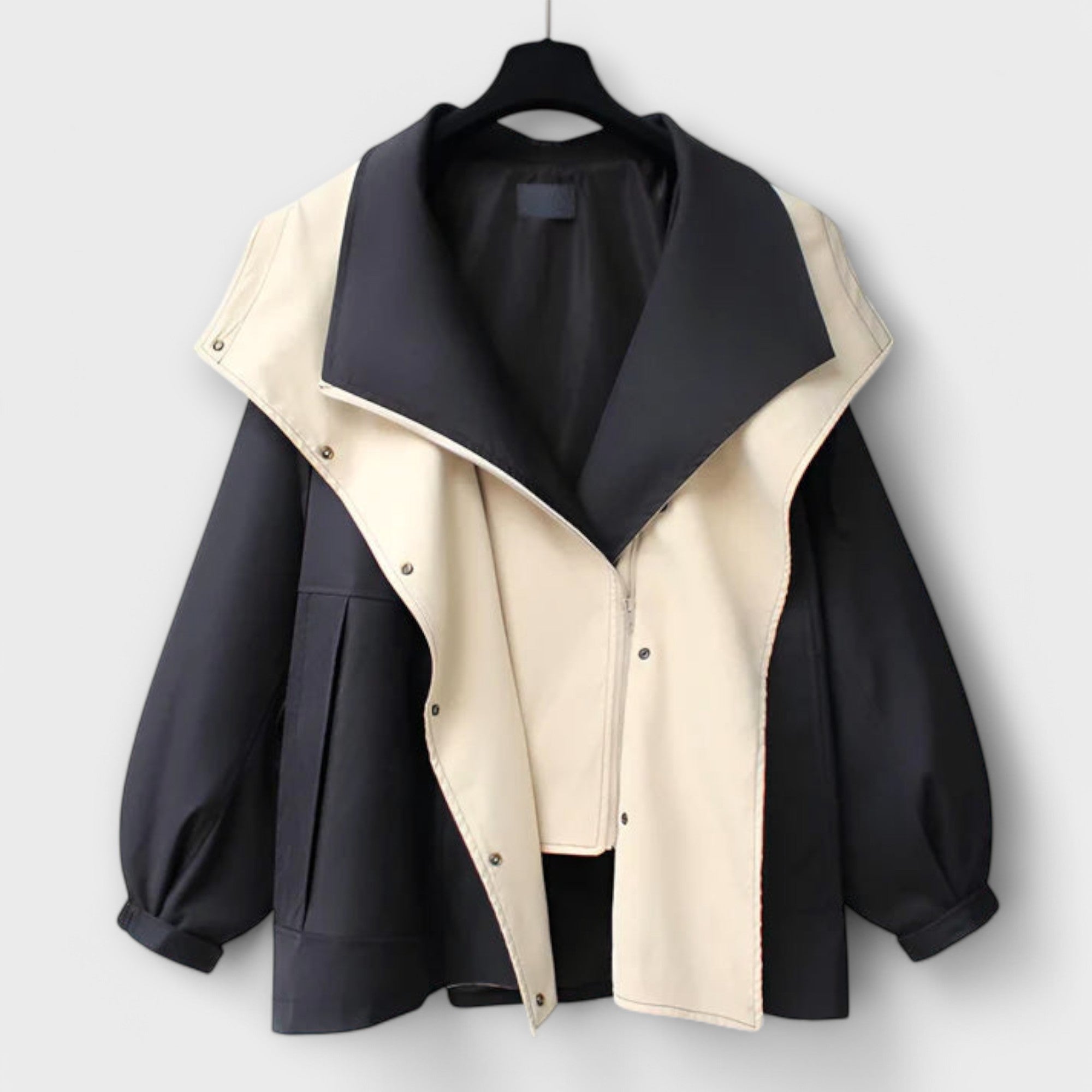 Trenchcoat con Características Impermeables