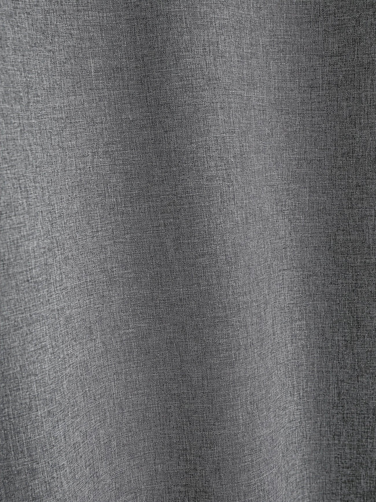 Camisa elegante de manga corta con cuello alto