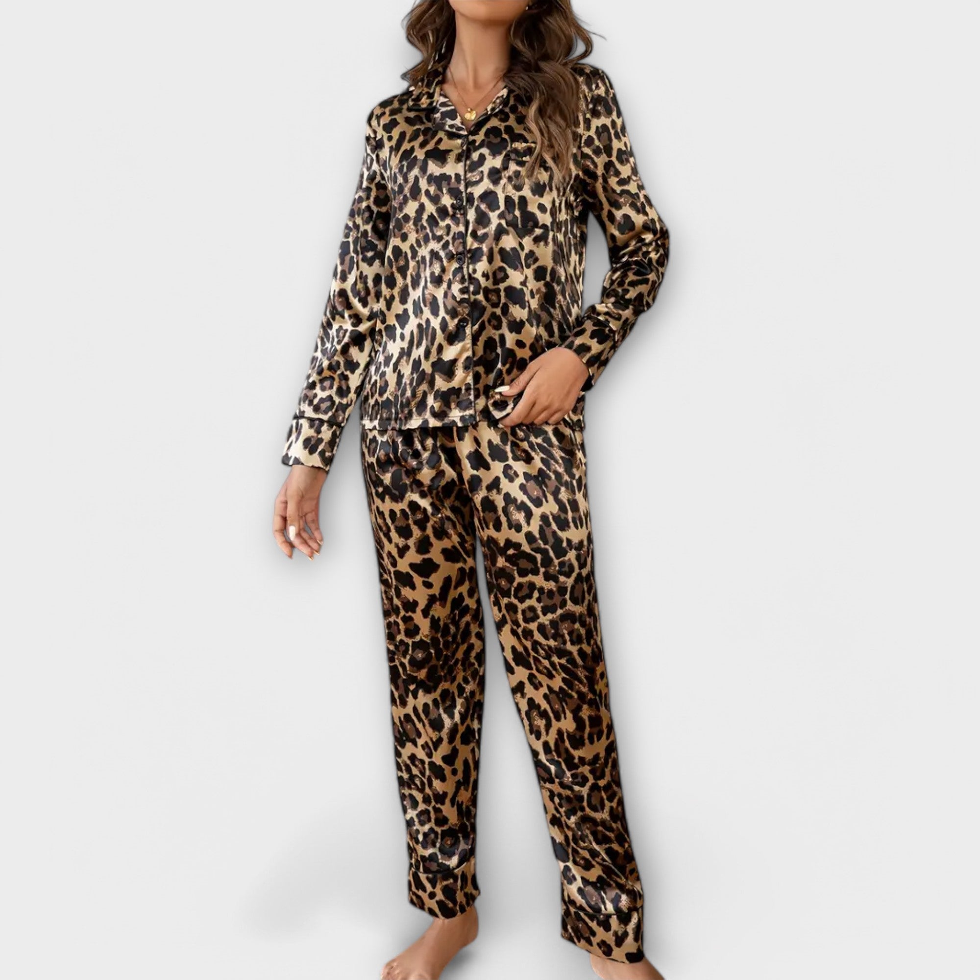 Conjunto de Pijama de Satén con Estampado de Leopardo