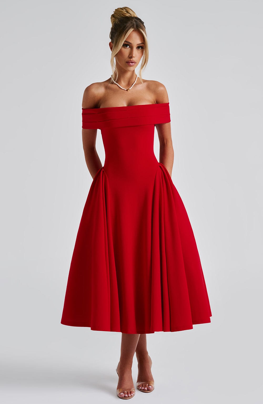 Elegante Vestido Midi Alexander Saint