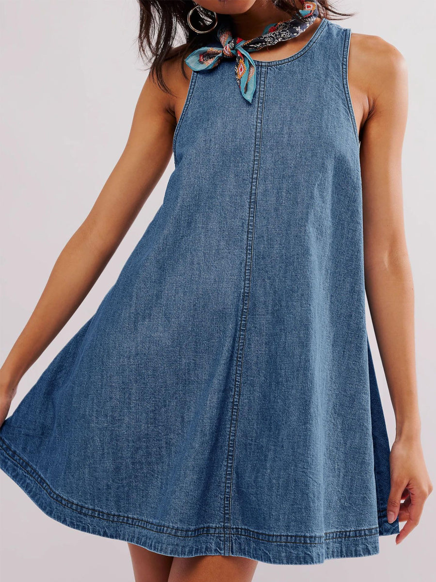 Nancy | Vestido Mini de Jeans Sin Mangas y Espalda Descubierta